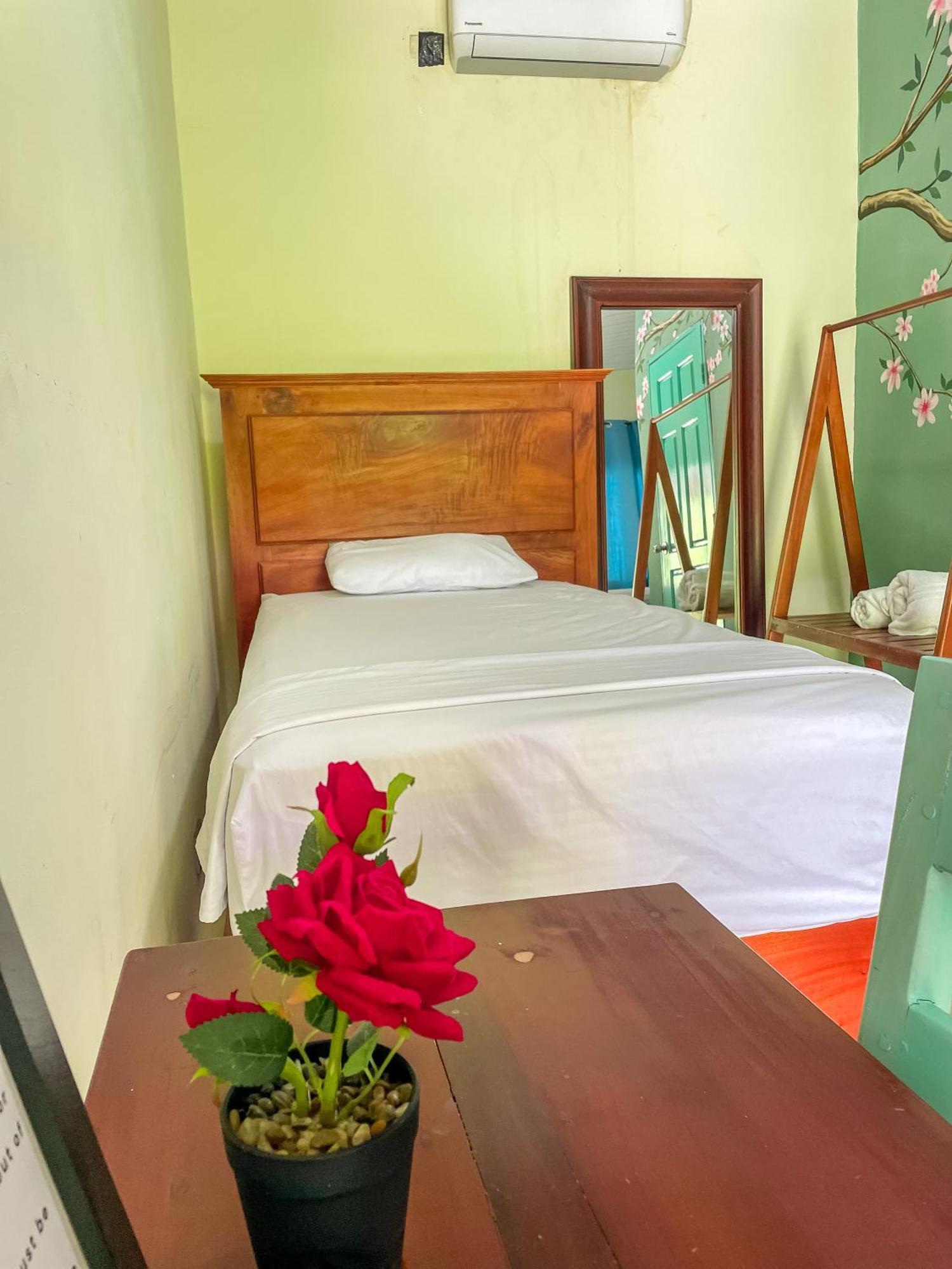 Hostal Eden Moyogalpa Dış mekan fotoğraf