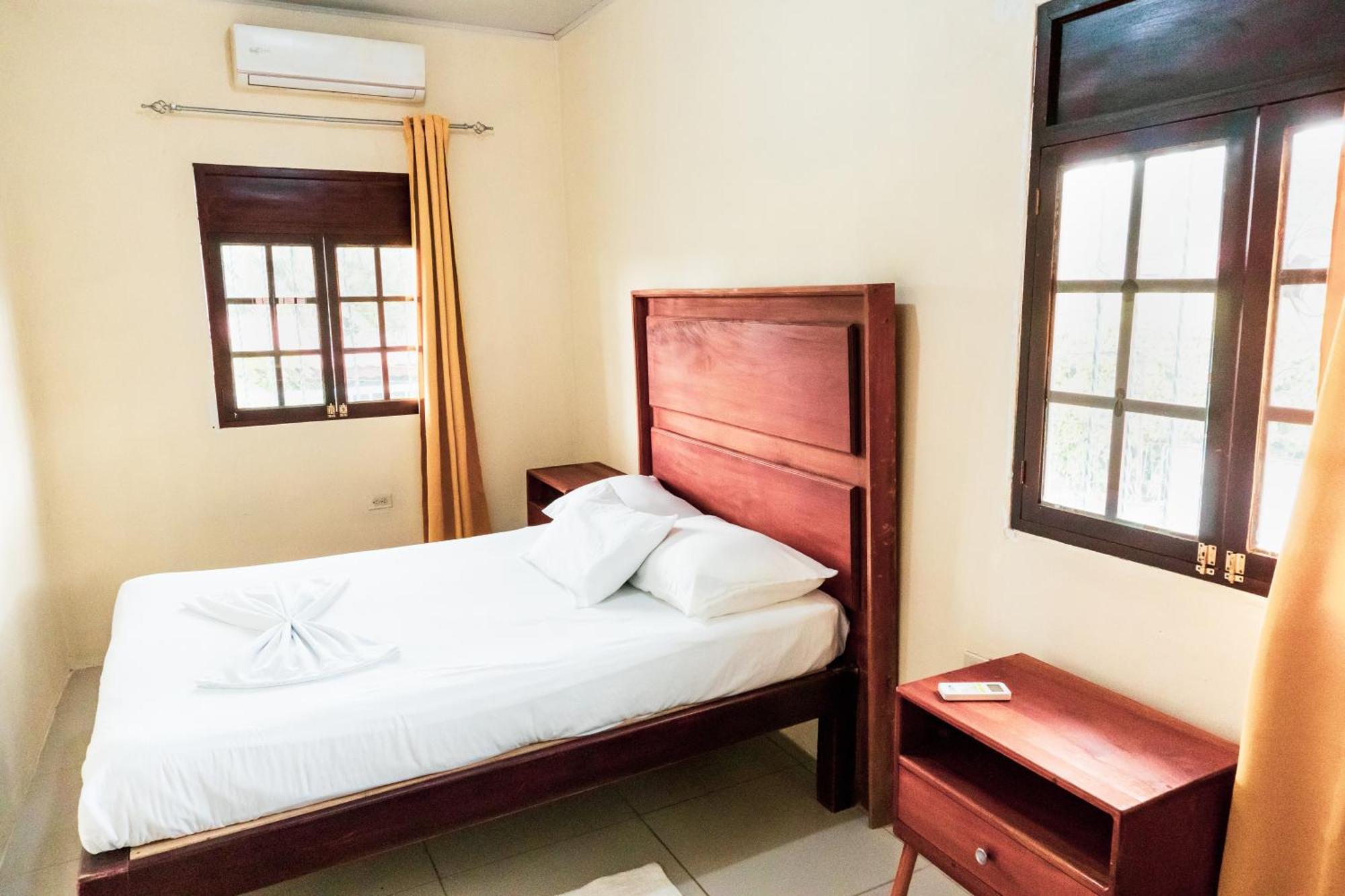 Hostal Eden Moyogalpa Dış mekan fotoğraf